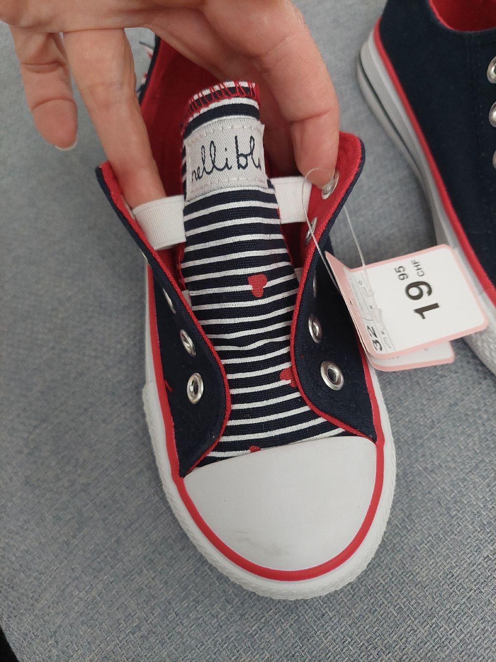 Scarpe per ragazze: Neu! Süsse Mädchen Sneakers Gr. 32 – Nuovo e nell'imballaggio originale da Flims Dorf venduto da Truemorish 5