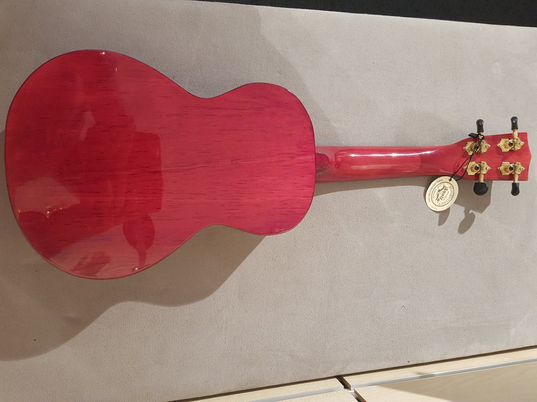 Strumenti musicali: Ukulele Konzert – Nuovo e nell'imballaggio originale da Worb venduto da musikhaus-hirsiger 2