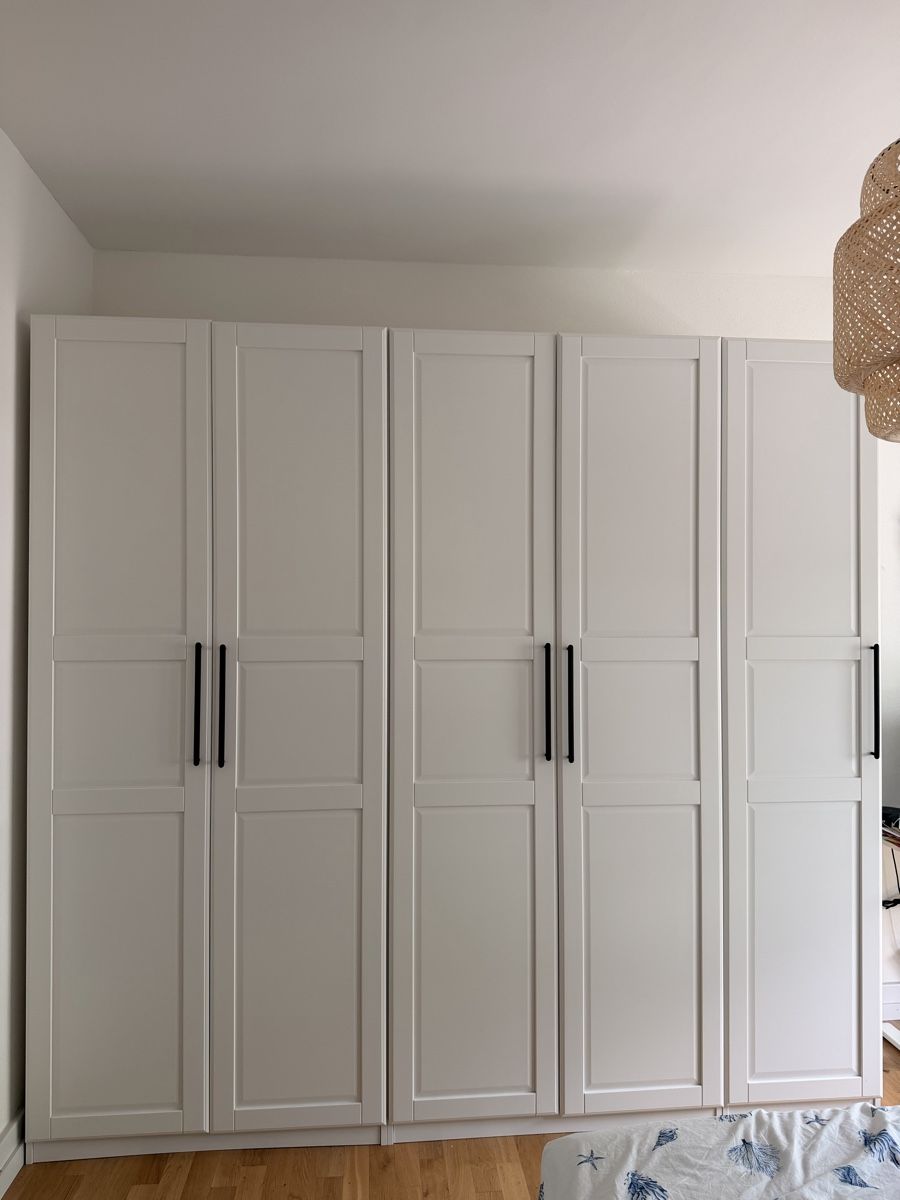 Ikea Armoires: IKEA PAX with LED Lighting – D'occasion à Zürich par mar_h7x7