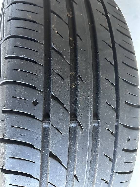 Pneumatici & Ruote complete: Pneus été YARIS  – Usato da Domdidier venduto da Guerrero68