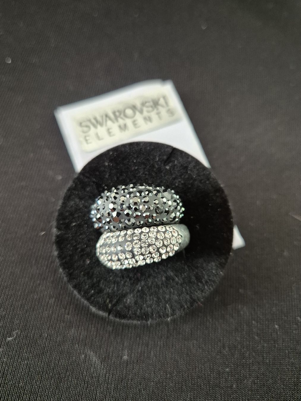 Swarovski Anelli: Funkelnde Swarovski Ringe, Grösse S/M – Nuovo (secondo la descrizione) da Rothenfluh venduto da cfb_rf75 1