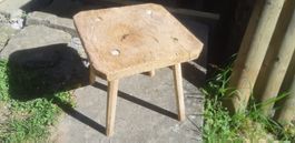 Antiker Holzhocker