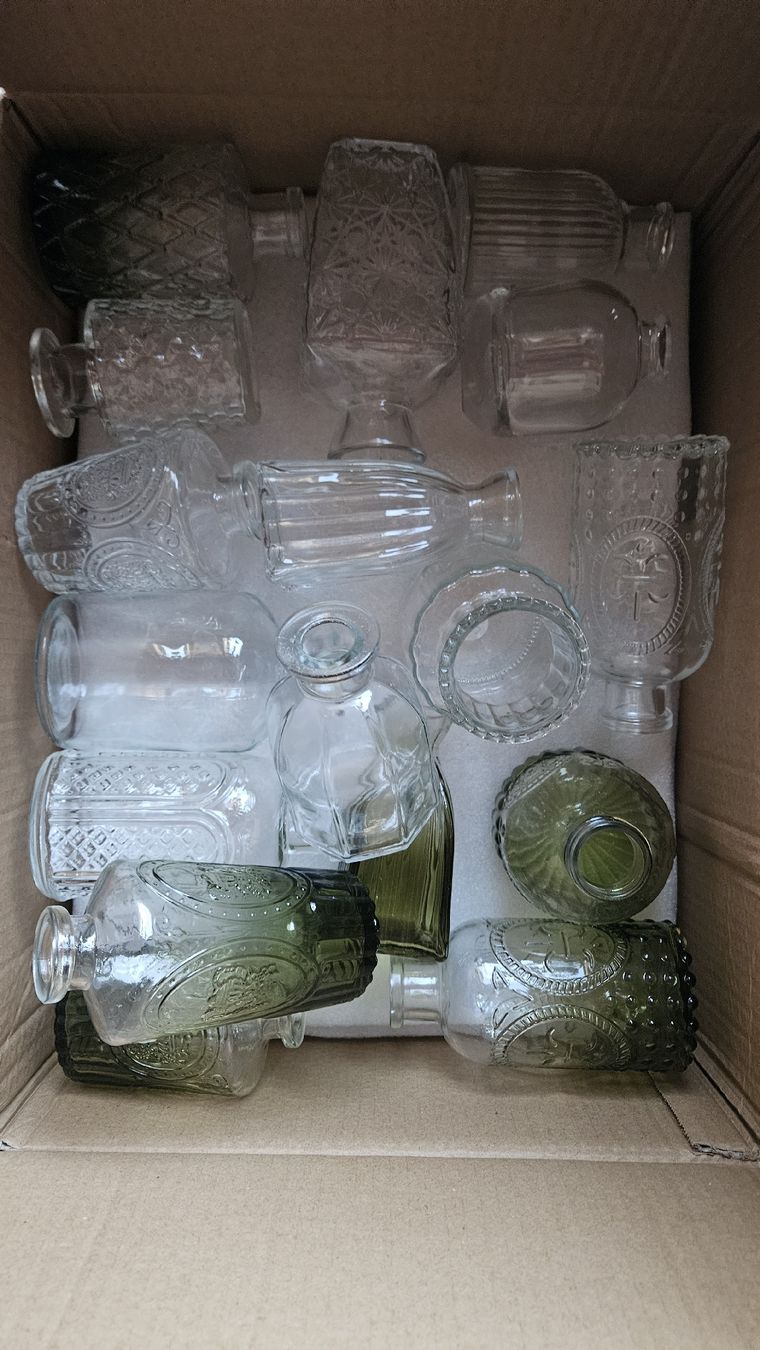 Vasi & Recipienti: Vasen Flaschen Glas 40 Stück – Usato da Seuzach venduto da ger_8txq