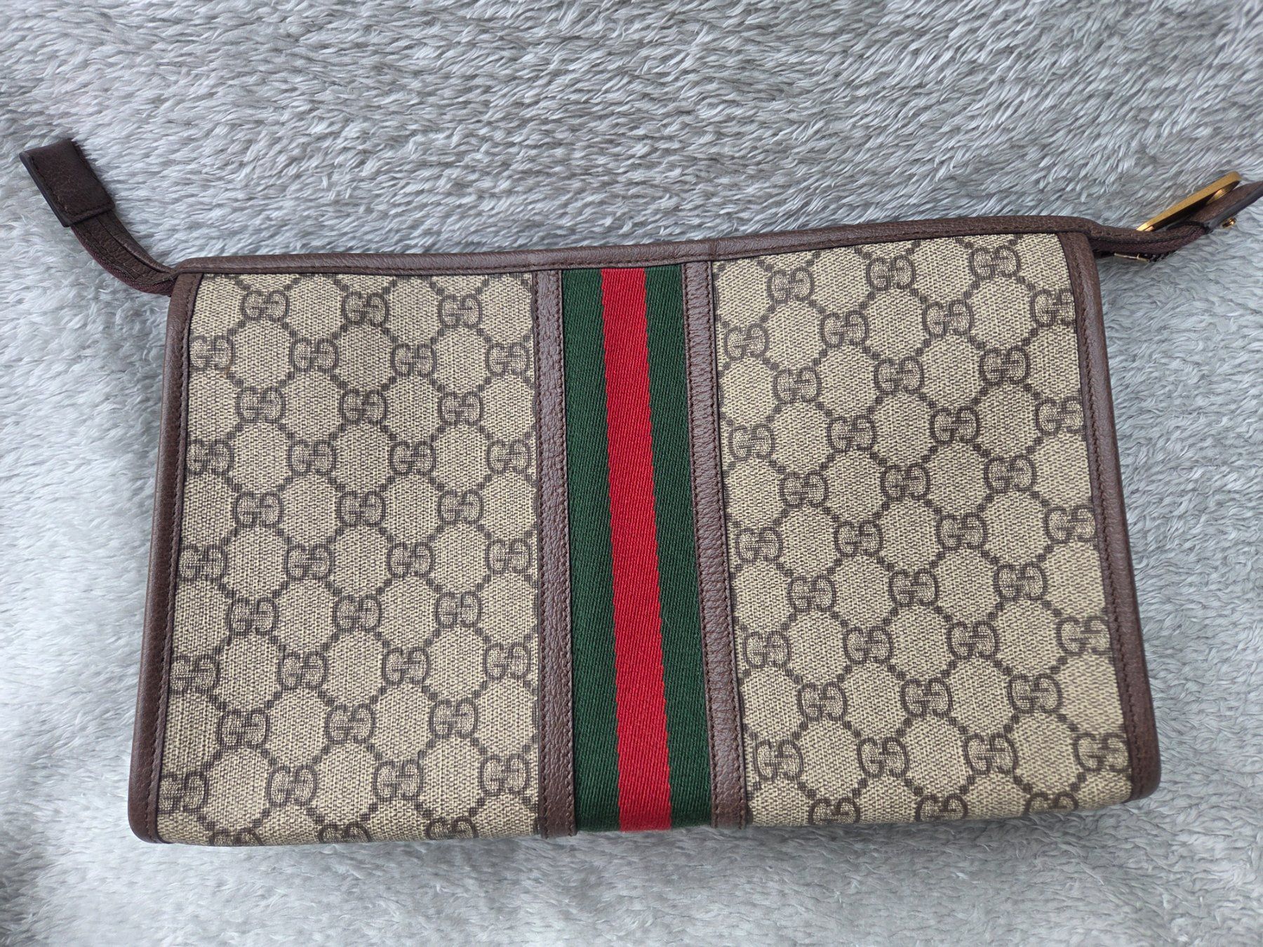 Gucci Custodie per cosmetici: Gucci Ophidia GG Toiletry Case – Nuovo (secondo la descrizione) da Uetendorf venduto da NicoleTedesco 1