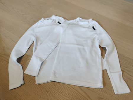 2x Thermoshirt Grösse 115/124