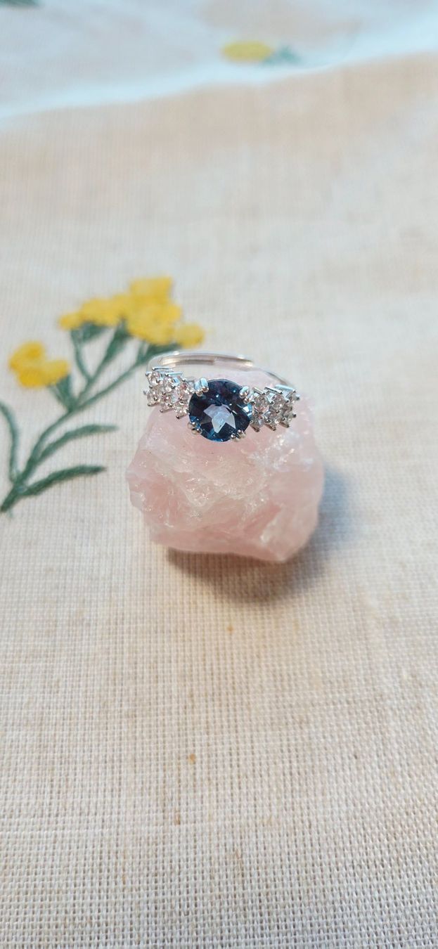 Anelli: NEW - S925 Topaz Ring (Adjustable) – Nuovo (secondo la descrizione) da Zürich venduto da cin_wcf6 4