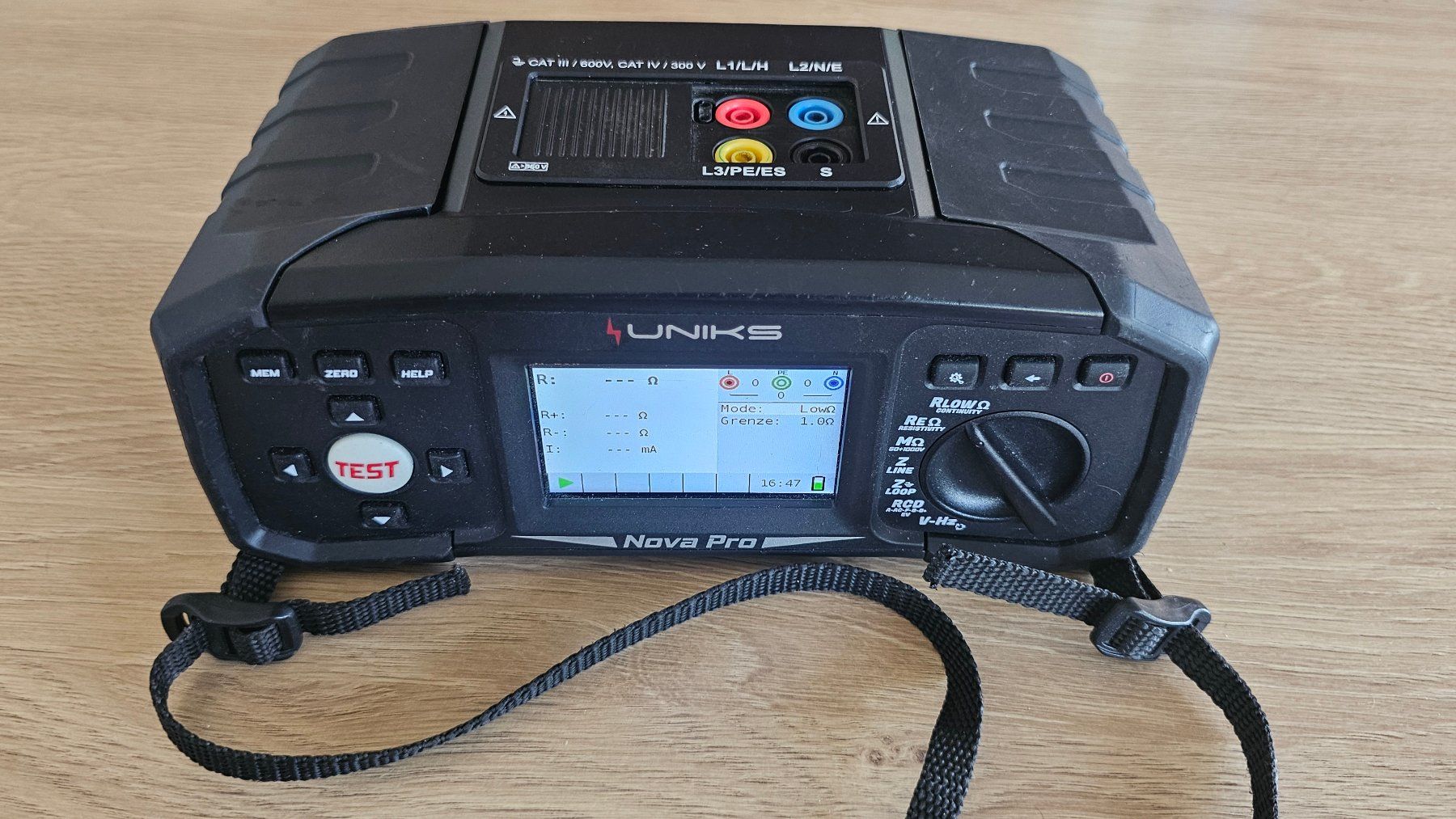 Mesurer: Uniks Nova Pro Multifunktionstester  Installationstester NIV – D'occasion à Boniswil par LakeSide_Boniswil 2
