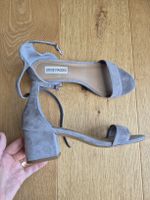 Steve Madden Sandalen grau Grösse 36