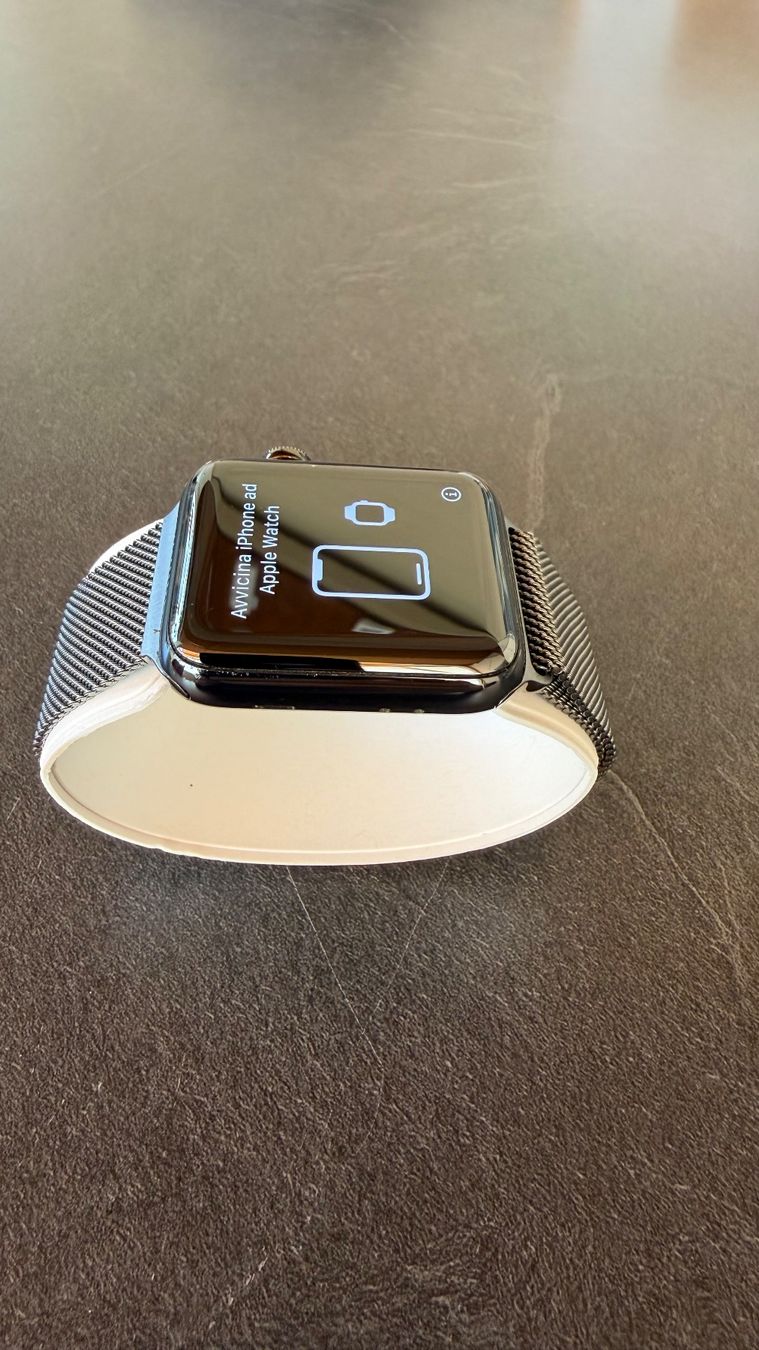 Apple Smartwatch: Apple Watch Series 3 STAINLESS STEEL VERSION – Usato da Hinwil venduto da Buddy2001 3