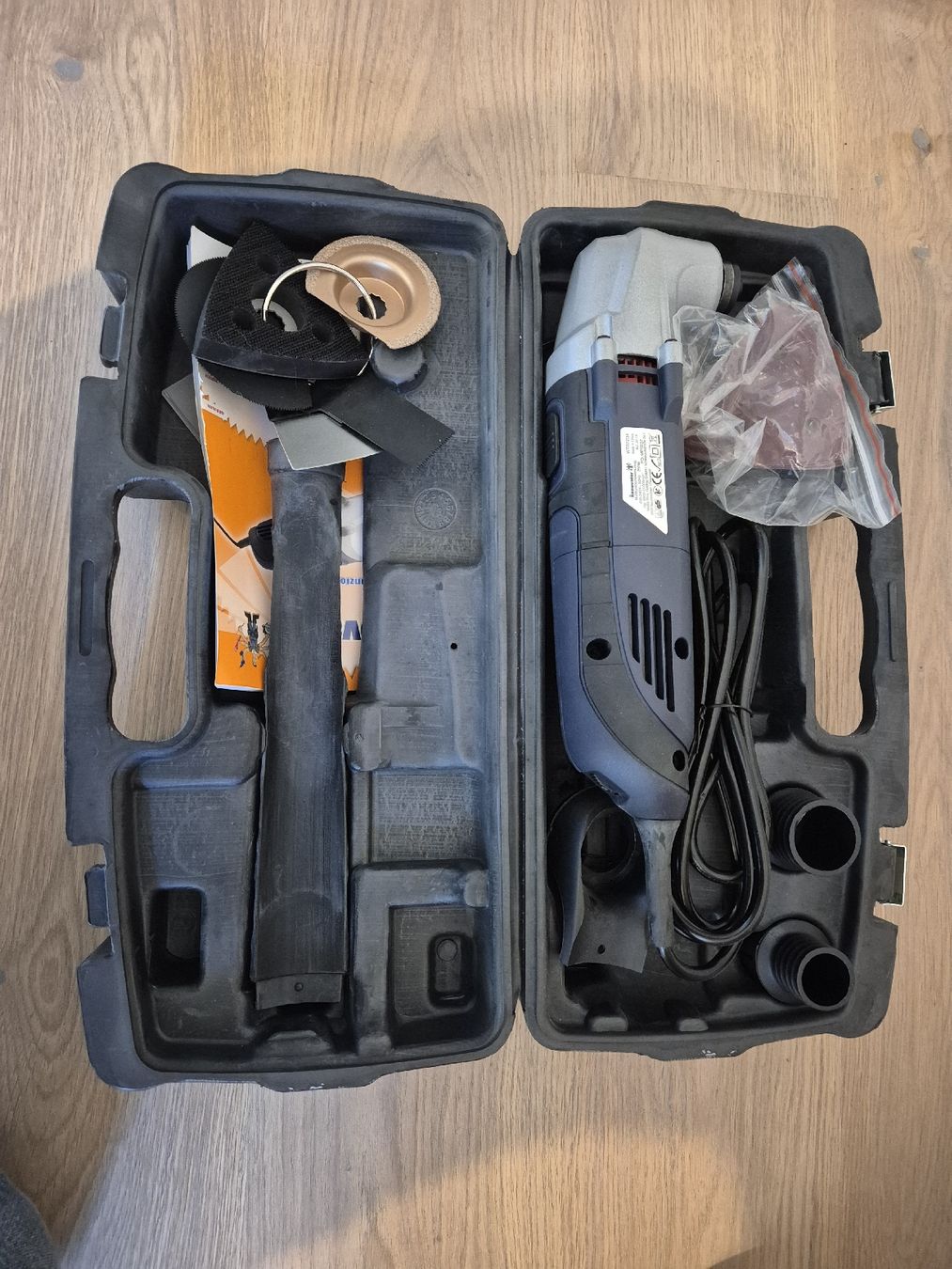 Tutti gli attrezzi: Multifunktionswerkzeug The Renovator  – Nuovo e nell'imballaggio originale da Villigen venduto da mir_8jrr 1