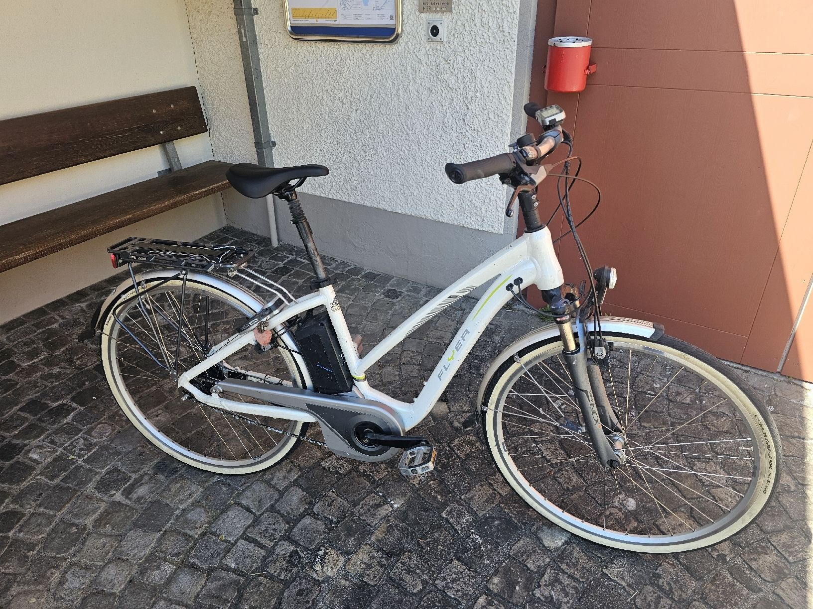 Flyer Biciclette: Flyer frisch ab Service  – Usato da Ehrikon venduto da noa_vyp5