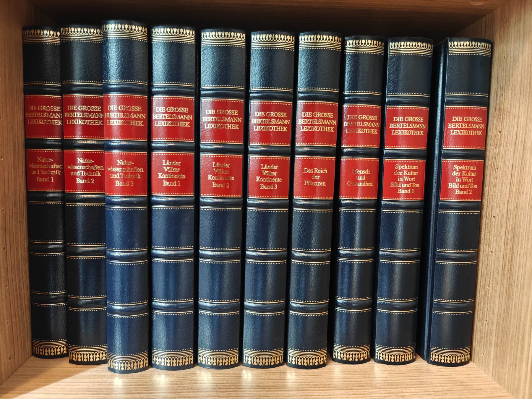 Bücher: Die Grosse Bertelsmann Lexikothek – Gebraucht aus Wohlen AG von Yokohama 3