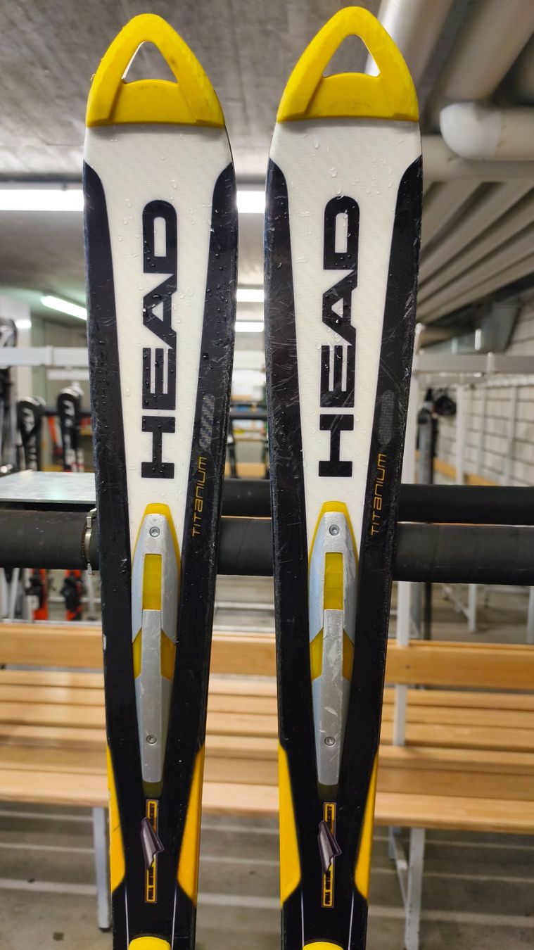 Head Sci: Head Cyber SL Worldcup Titanium – Usato da Steinhausen venduto da par_zj7c 1