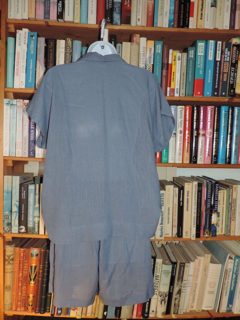 Lots de vêtements: ensemble short chemise bleu gris – D'occasion à Genève par Axelle333 8