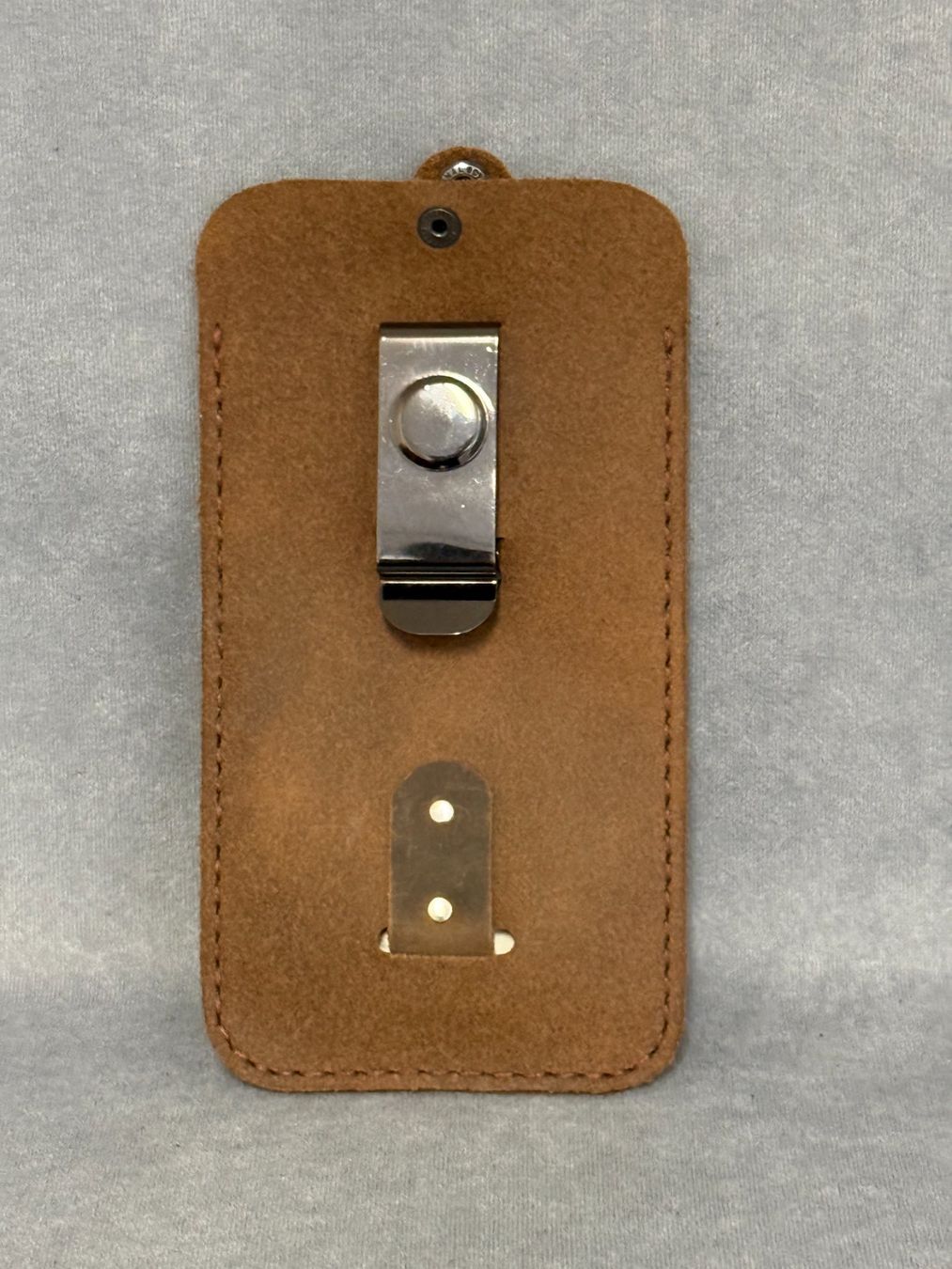 Taschen: Leder Handy Gurttasche, 50 % Rabatt aus Sortimentswechsel – Neu (gemäss Beschreibung) aus Wil SG von Rost2023 1