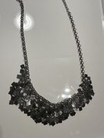 Elegante Hals Kette silber glänzend Plättchen