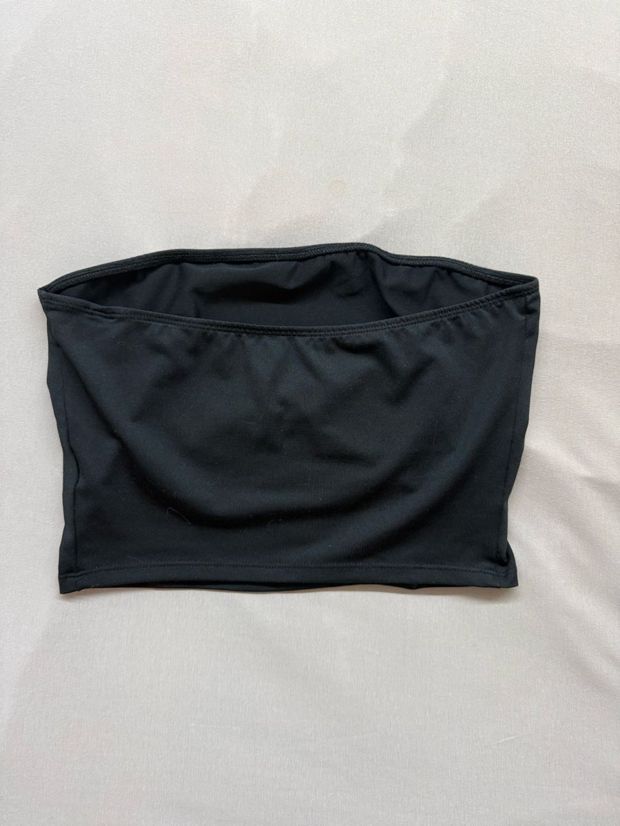 Top: Top bandeau noir taille S – Usato da Granges VS venduto da coraliegrd5 1