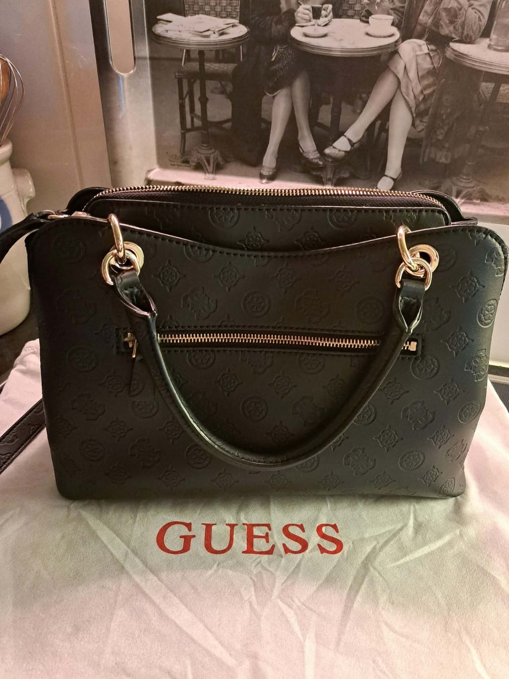 Borse da donna: Guess Handtasche Schwarz/Gold – Usato da Sisseln AG venduto da schenk-figuren 3