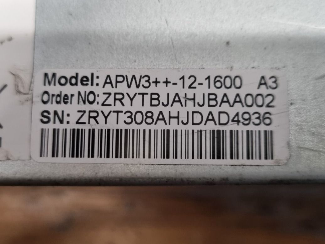 Bitmain Coin Miner: PSU APW 3 1600W – Usato da Dorf venduto da Miner-supply 4