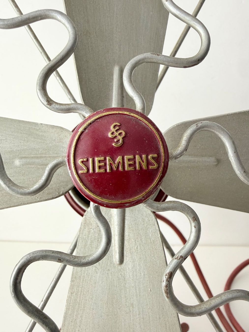 Siemens Ventilatori: Antiker Siemens Tischventilator – Usato da Zwingen venduto da moje1 9