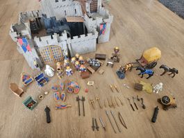 Playmobil Königsburg der Löwenritter mit viel Zubehör