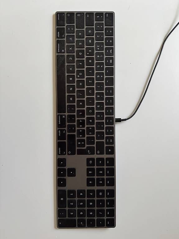 Apple Tastiere: Apple Tastatur – Usato da Zürich venduto da giztee 1
