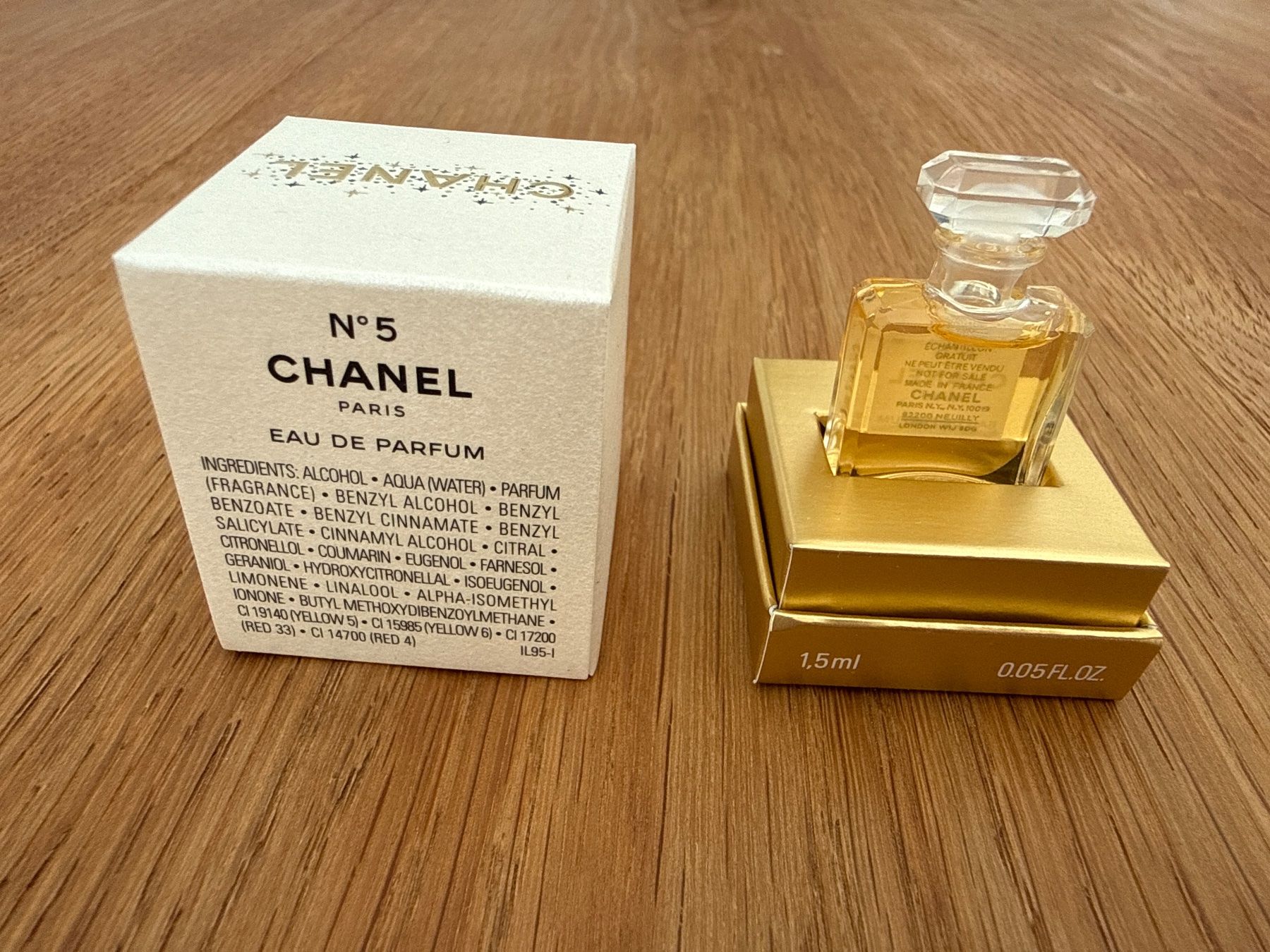Chanel Profumi & Eau de Toilette: CHANEL No 5 Mini-Parfum – Nuovo e nell'imballaggio originale da Geuensee venduto da vintagegal 2