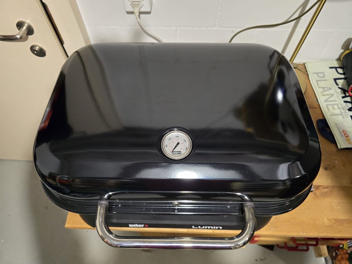 Grills: Weber Lumin Elektrogrill, noch nie gebraucht  – Neu (gemäss Beschreibung) aus Hettlingen von sazim 1
