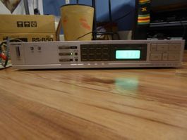 Tuner Toshiba ST-S30