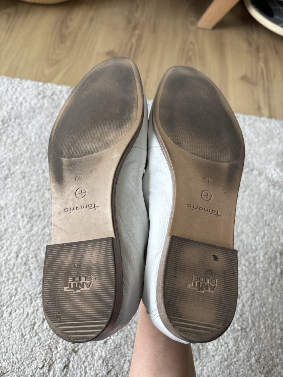 Tamaris Scarpe da donna: Tamaris Loafers Weiss Leder Gr 40 – Nuovo (secondo la descrizione) da Zürich venduto da EnikoDrum 1