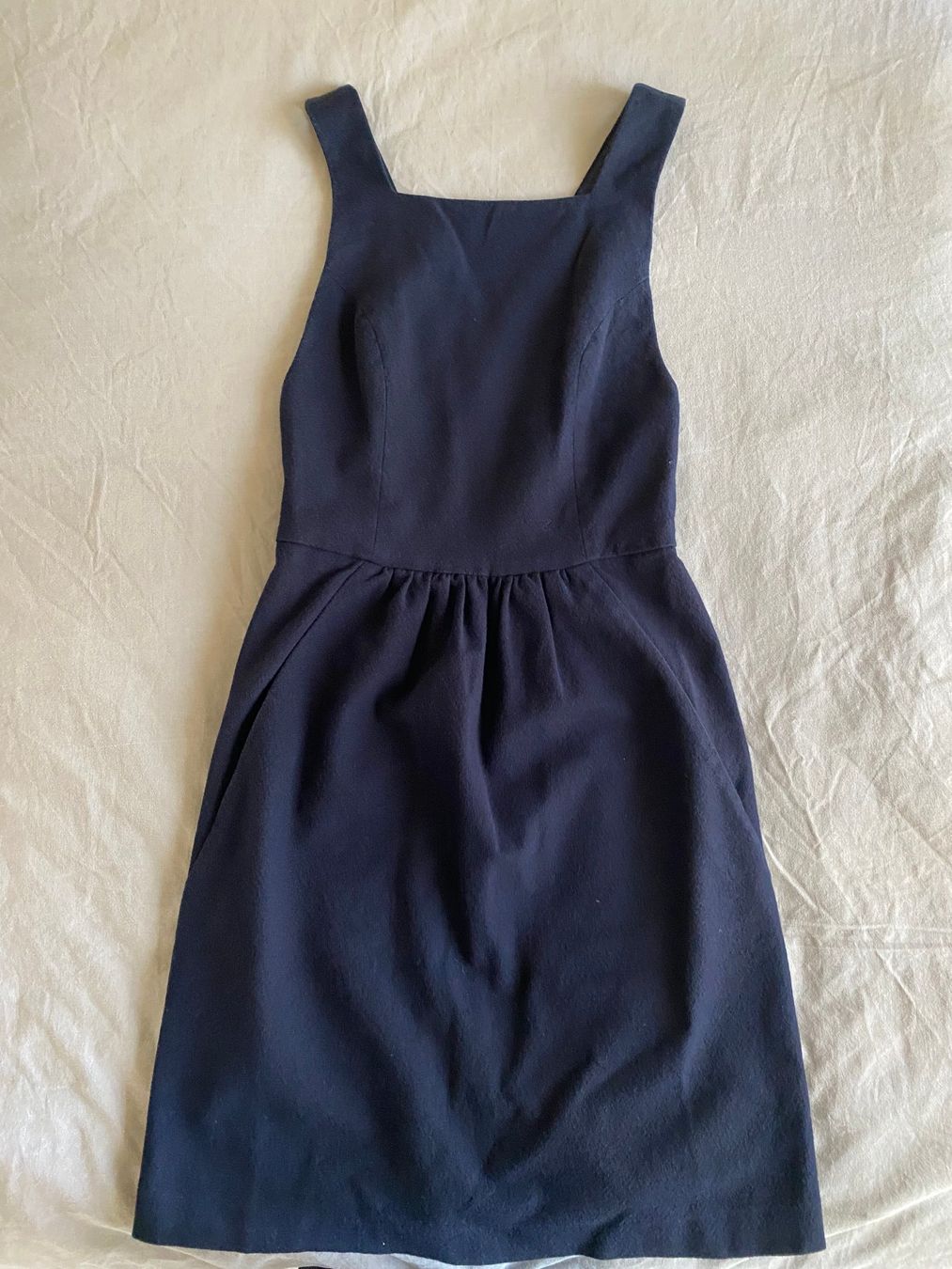Ba&Sh Kleider: BA&SH- Robe bleu marine Taille 0 – Gebraucht aus Lausanne von dod_yz8r