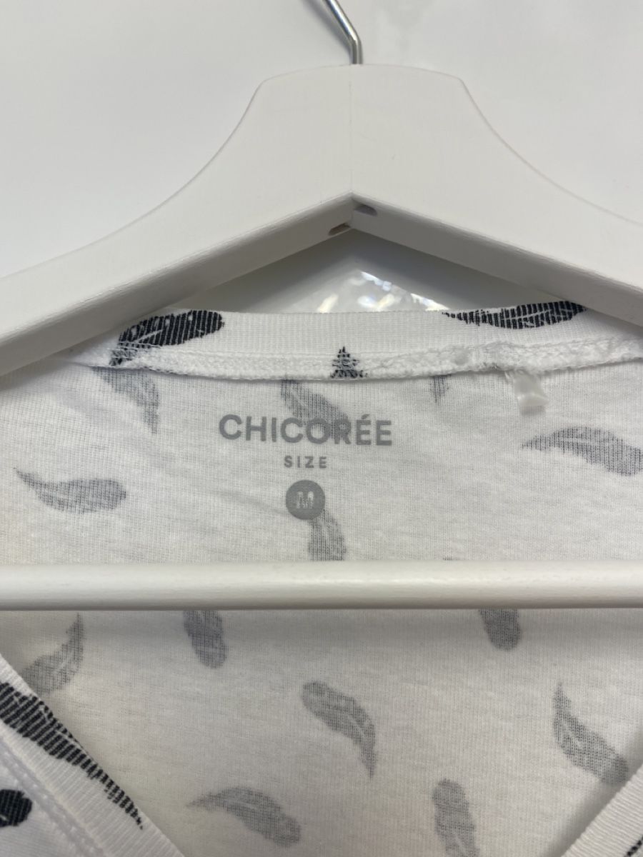 Pullover & Sweatshirts: Chicoree Shirt, Grösse M, weiss mit Federn Muster – Gebraucht aus Merenschwand von R-R-R 1