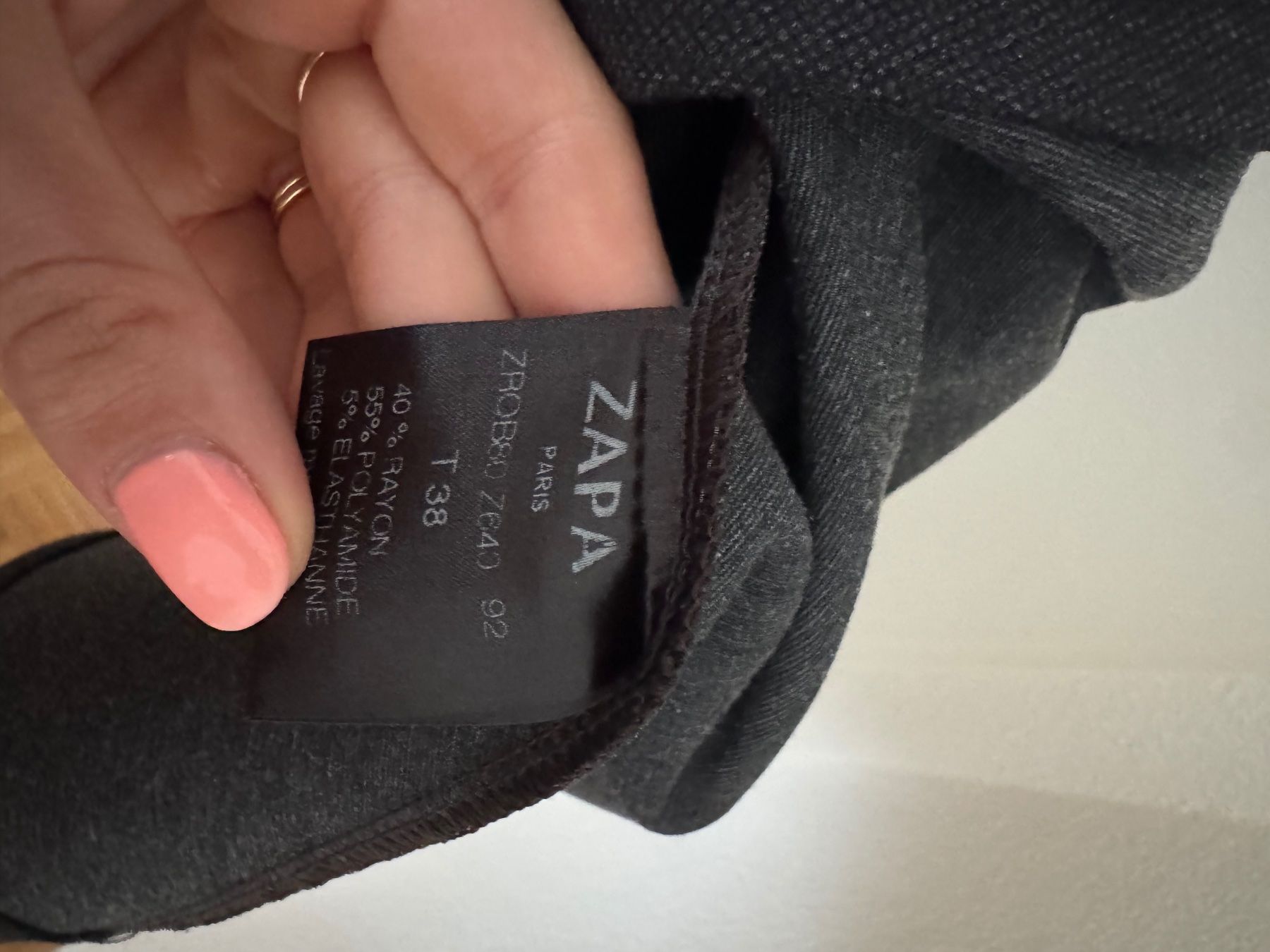 Vestiti: Robe ZAPA gris foncé taille 38 – Usato da Adliswil venduto da sskb 2