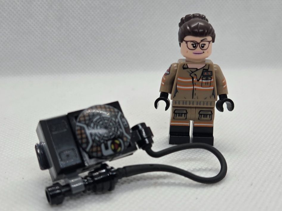 Lego Kit di costruzioni: Lego Ghostbusters LEGO dim035 Abby Yates + Proton Pack – Usato da Basadingen venduto da NekoBricks