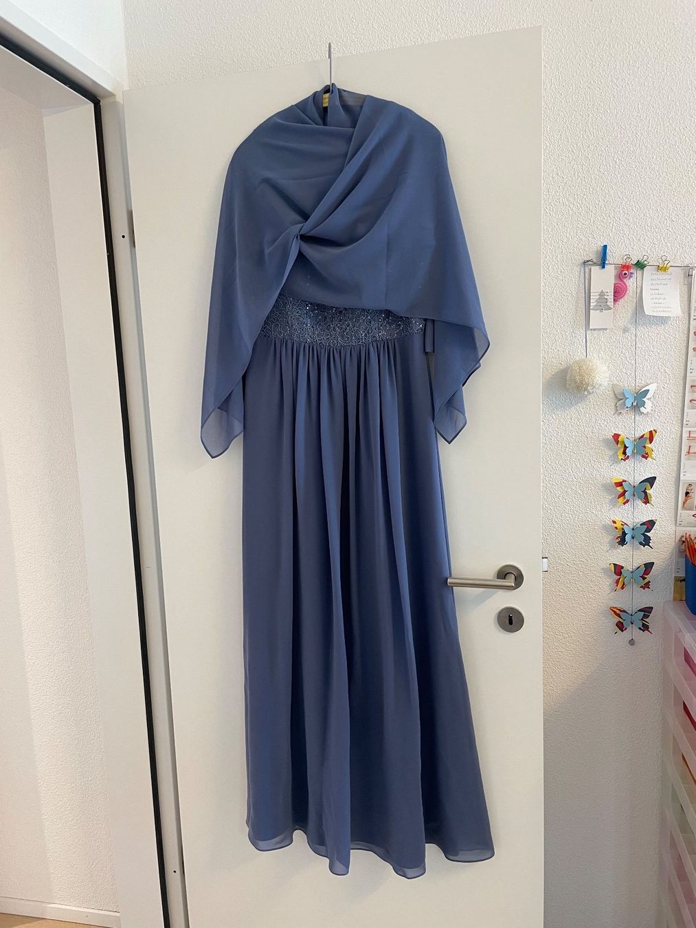 Vestiti: Abend/Ballkleid – Usato da Seuzach venduto da Piitschi 3