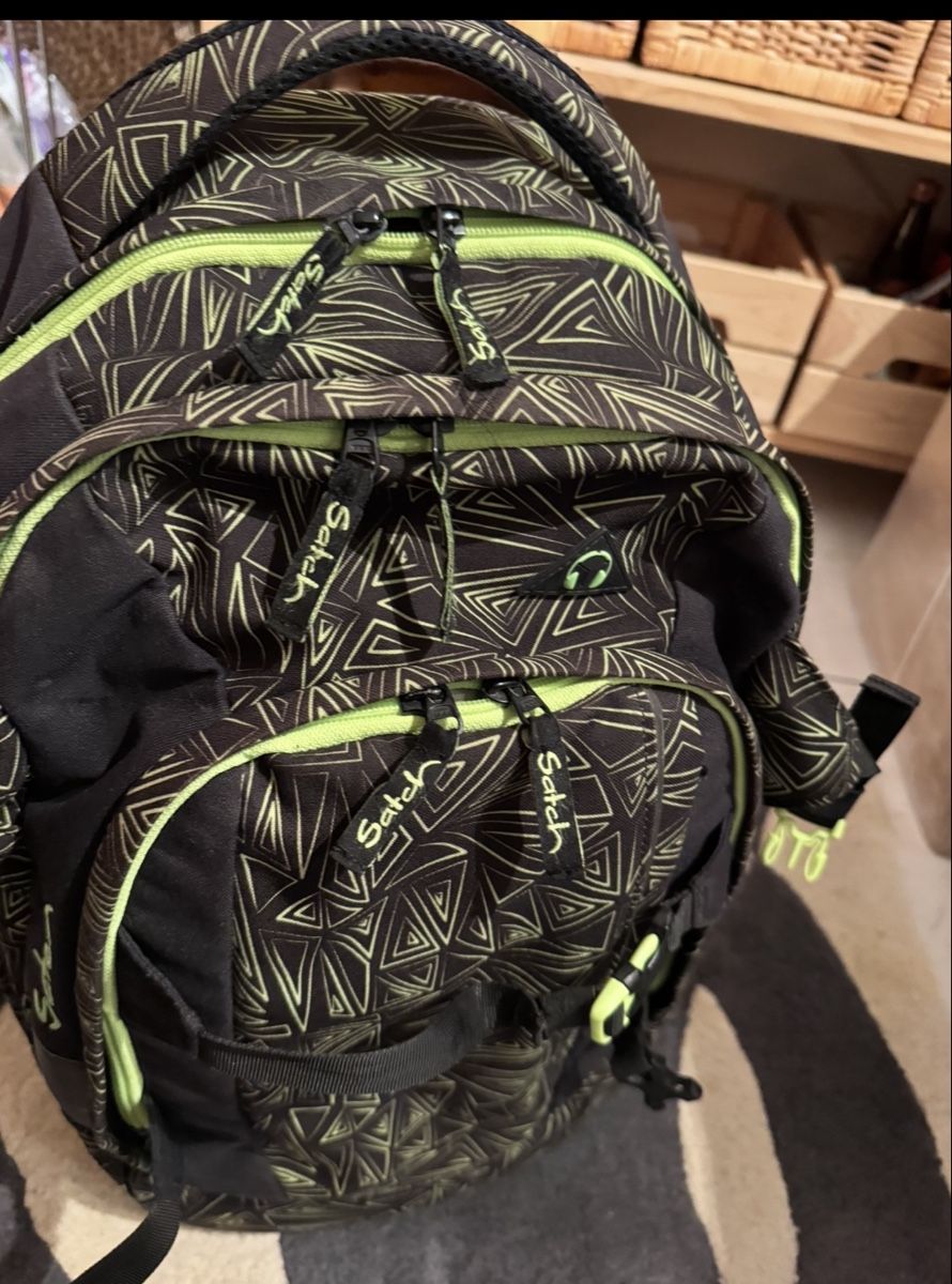 Satch Kindertaschen: Satch Schulrucksack schwarz neongelb guter Zustand – Gebraucht aus Schneisingen von Snaggy 6