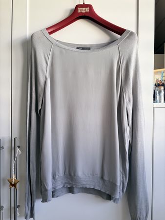 Pull Vince gris taille L bon état