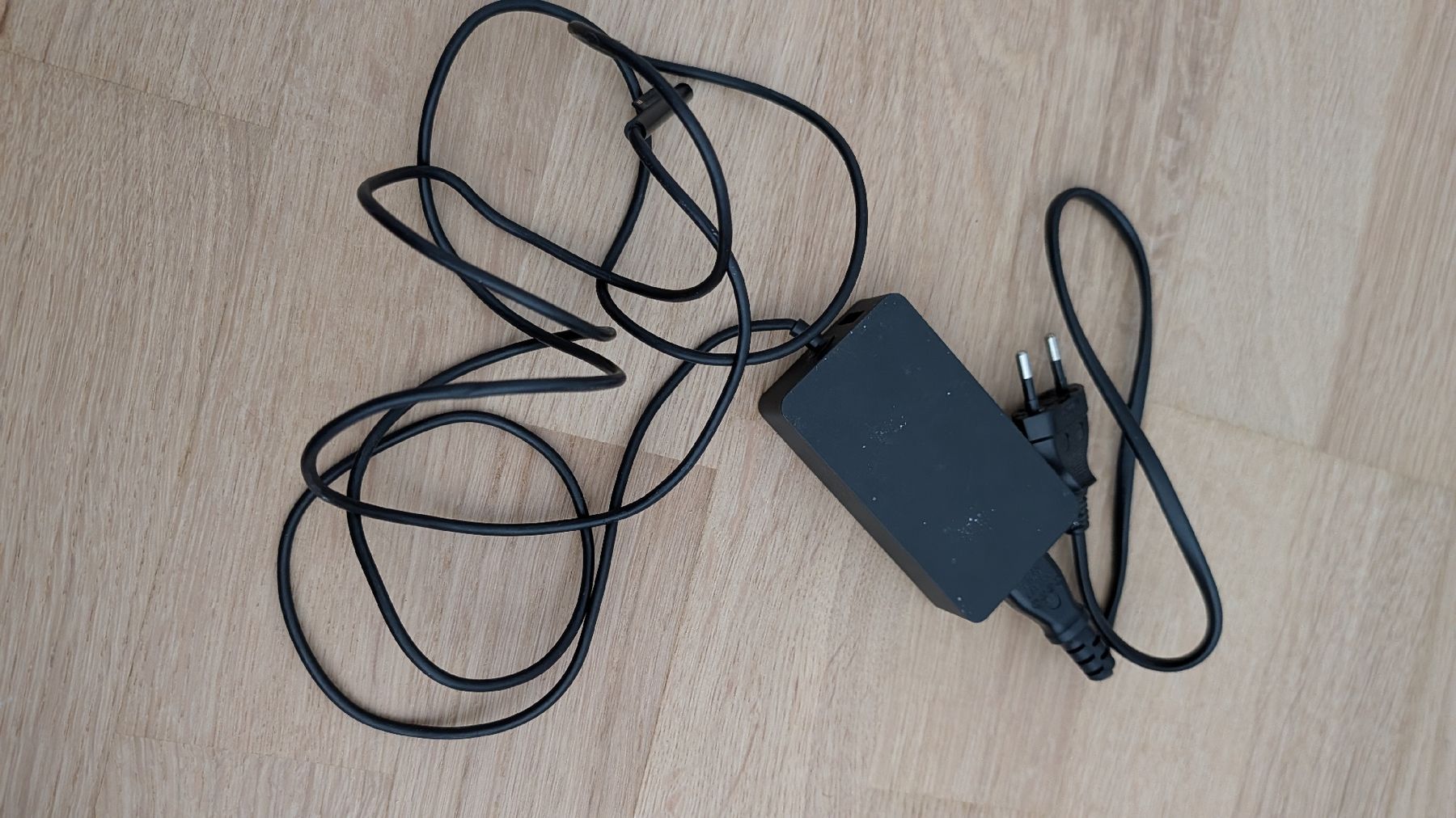 Microsoft Chargeur: Microsoft Surface Pro Zubehör – D'occasion à Wabern par Novo-Li 6