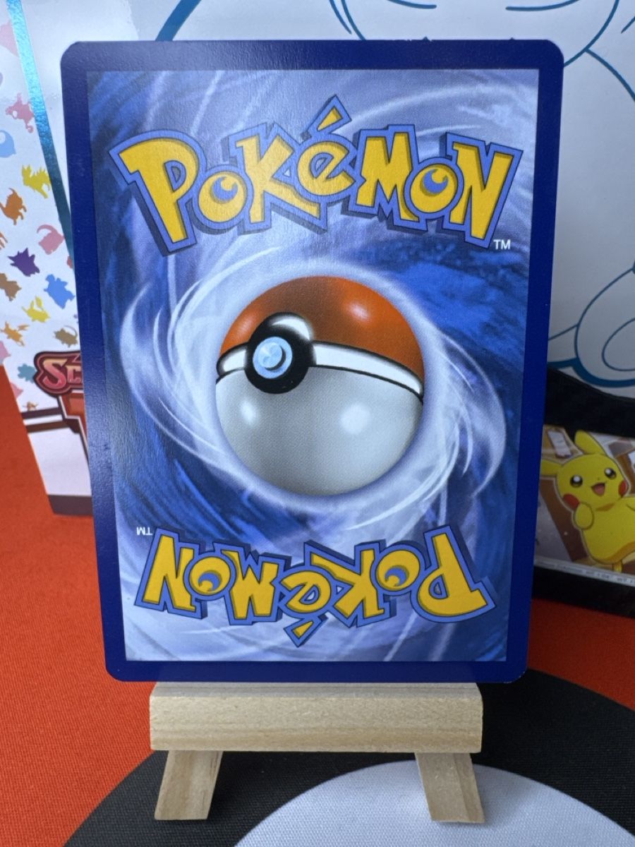 Pokémon Carte collezionabili: POKÉMON / Weavile / Cosmic Eclipse 🇺🇸 – Usato da Herzogenbuchsee venduto da TCG-High-Quality 1