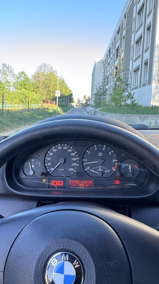BMW Autos: BMW E46 320i MPaket 220000km – Gebraucht aus Killwangen von avi_8fdz 6