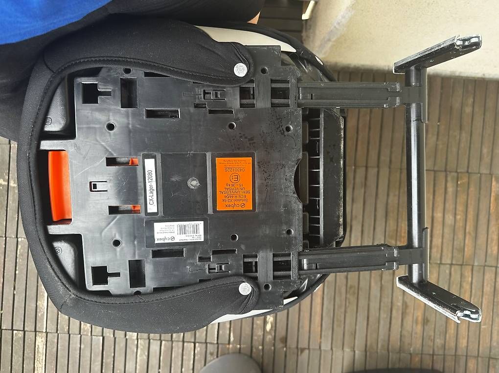 Seggiolini per auto: Kindersitz Cybex Solution X2-fix schwarz – Usato da Zürich venduto da sonnenbluem 4