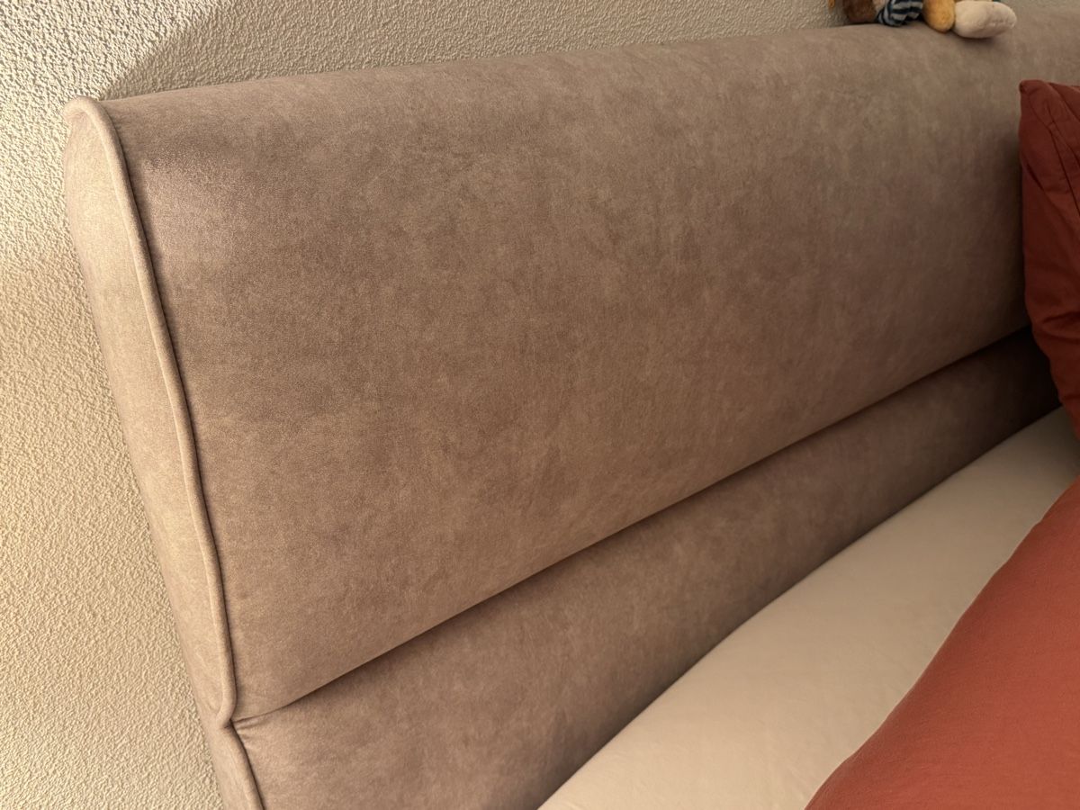 Betten: Boxspringbett beige 180 x 200 cm - Neuwertig – Gebraucht aus Spreitenbach von jeremydaniels.ch 2