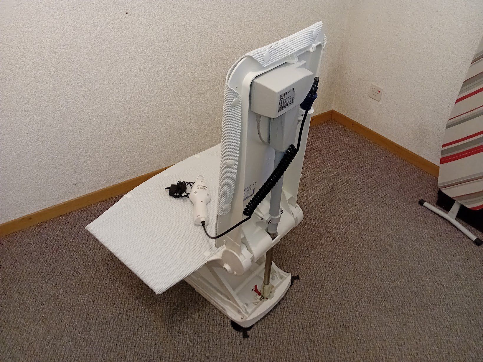 Sedie: Badewannensitzlift ORCA F – Usato da Wolfhausen venduto da cmos101 1