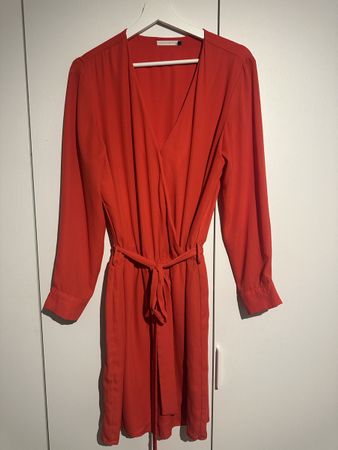 Kleid von Three Eighty Two gr. L