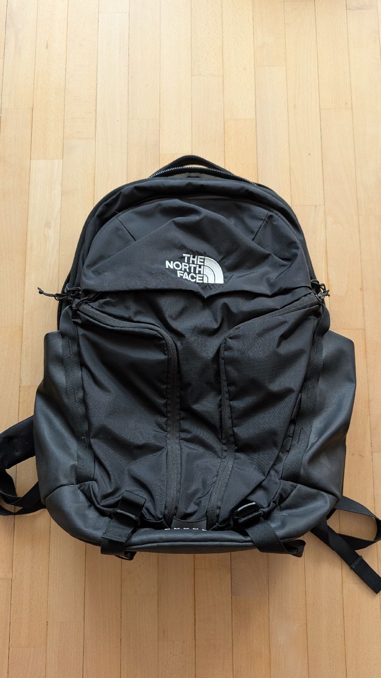 North Face Rucksäcke: The North Face Surge 31l – Gebraucht aus St. Gallen von fab_SG