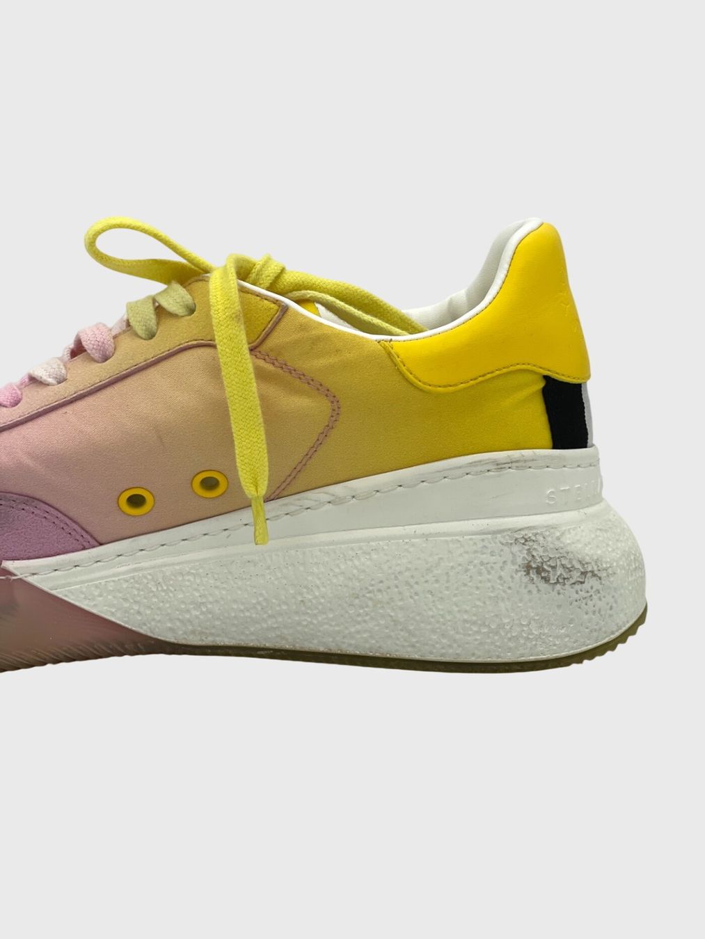 Stella McCartney Damenschuhe: Stella McCartney Loop Low Top Sneaker EU 39 Mehrfarbig – Gebraucht aus Zürich von shoe_shop 4