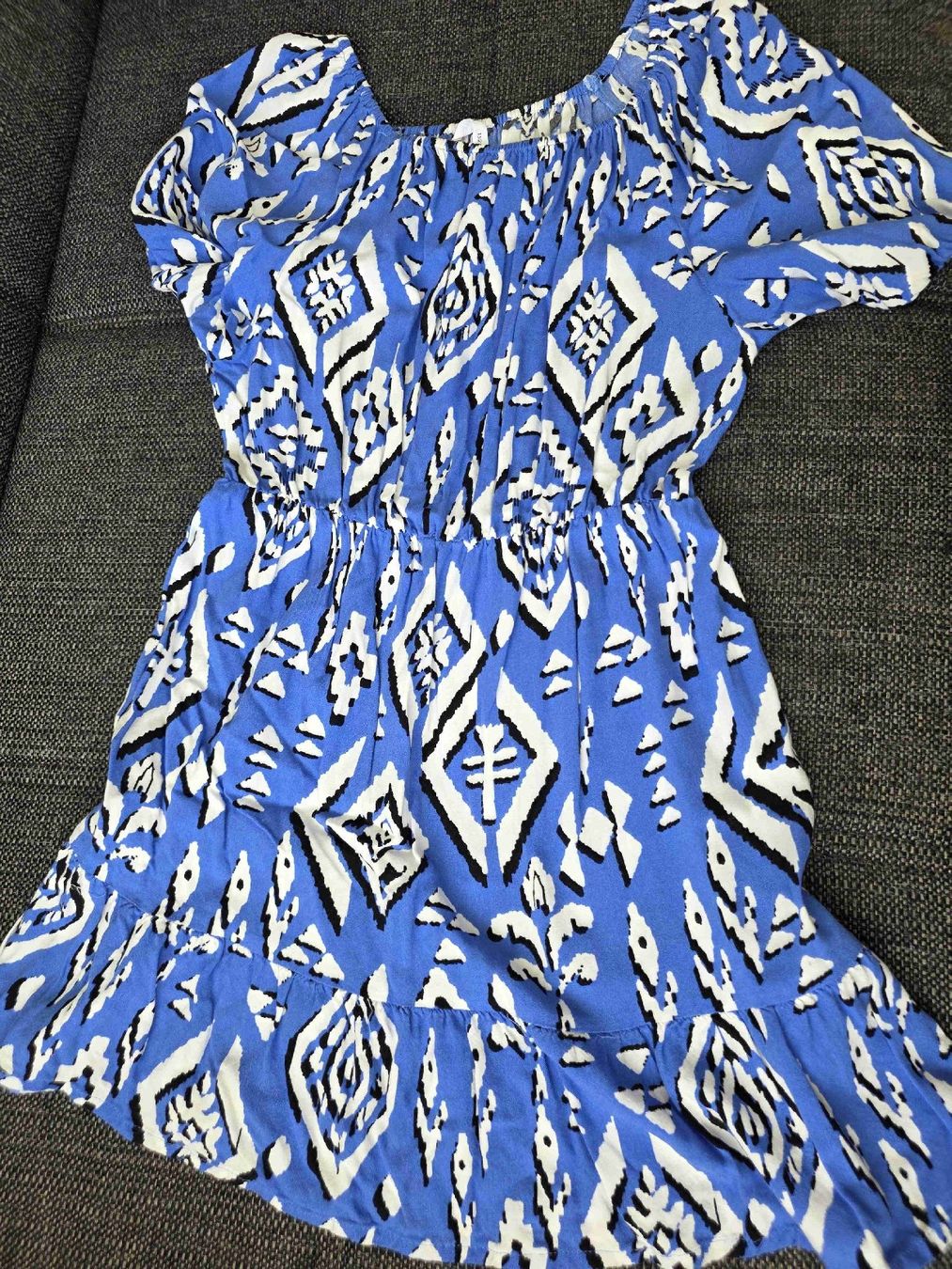 Vestiti & Gonne: Kleid Gr 140 – Usato da Zollikerberg venduto da nmonika