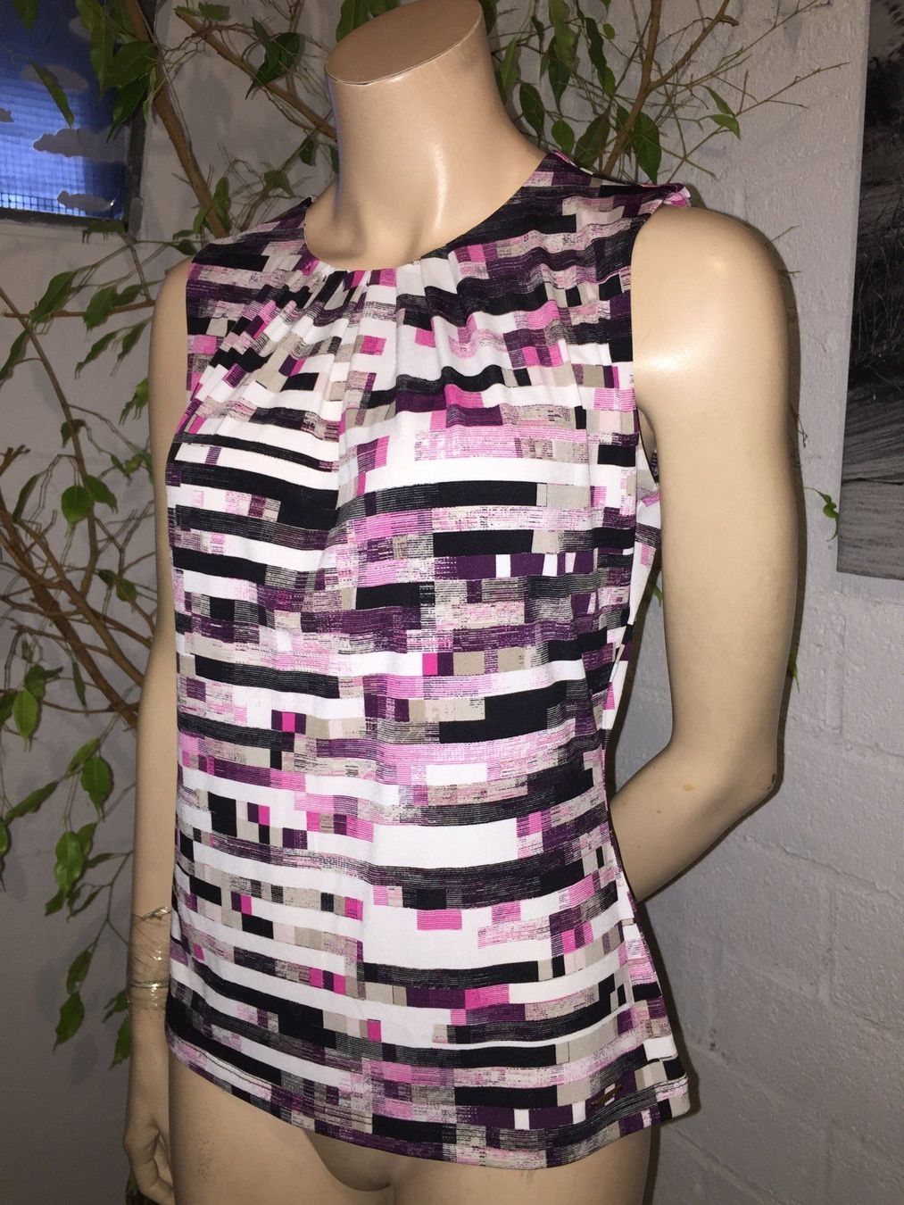 Calvin Klein Top: CALVIN KLEIN Top taille / Grosse S – Usato da Cossonay-ville venduto da Super-Price-Quality 4