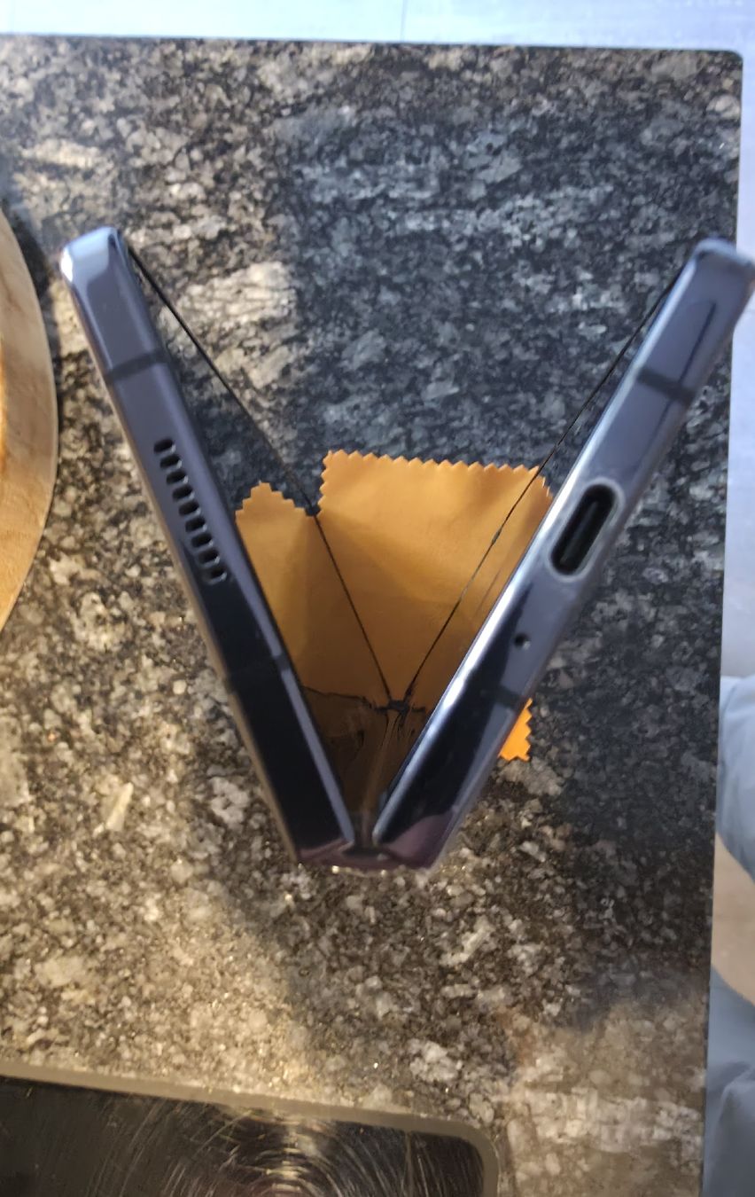 Samsung Telefoni cellulari / Smartphones: samsung Zfold 5 – Usato da Nods venduto da dimBe 7