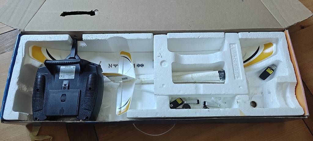 Modellismo RC: Umx Radian Sehr gebraucht  – Usato da Kirchdorf BE venduto da mau_g7vn